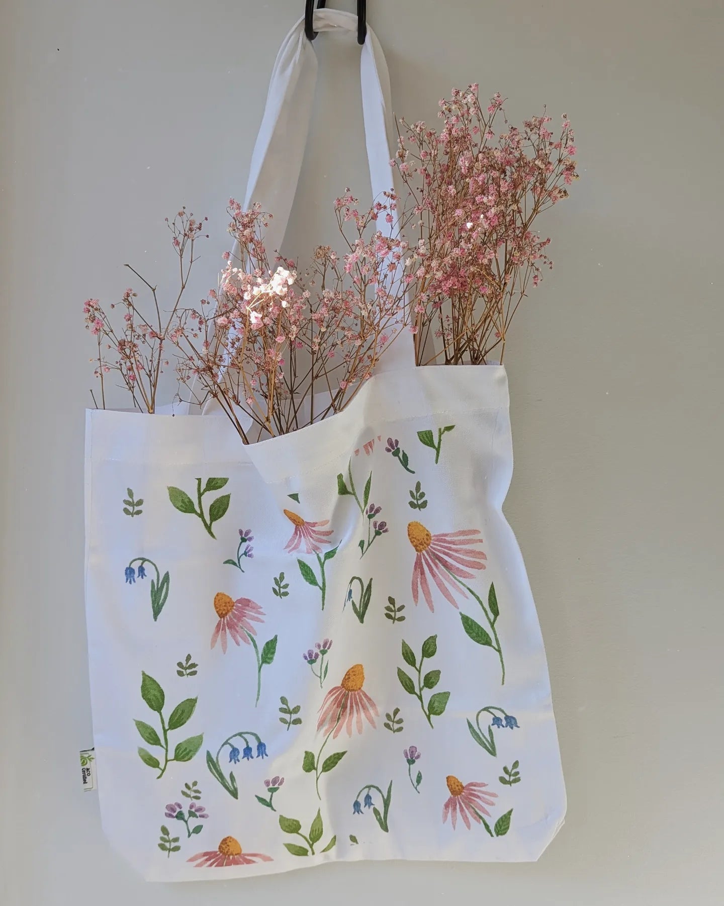 Spring totes sales